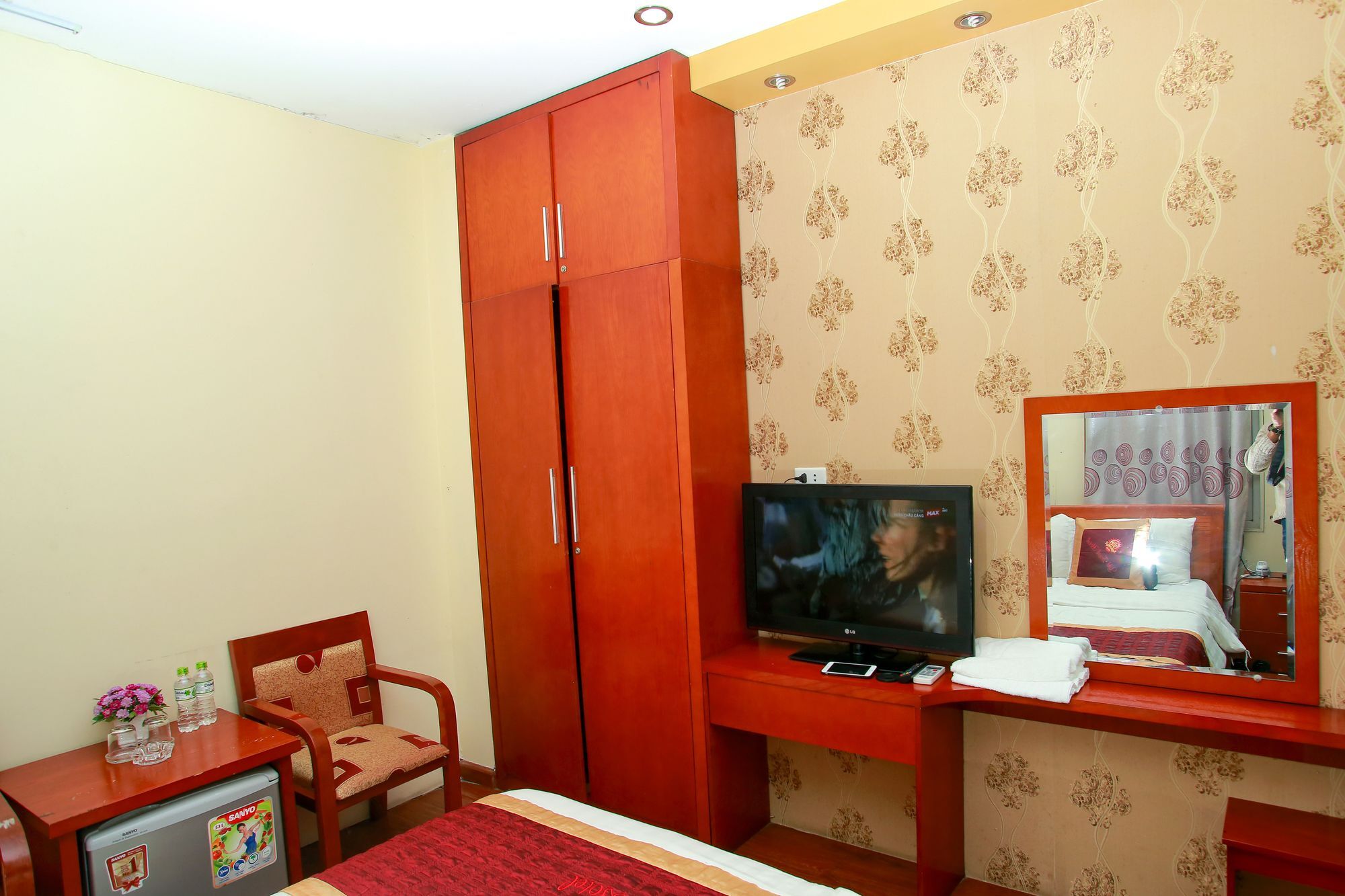 Reddoorz Near Hanoi Railway Station Zewnętrze zdjęcie