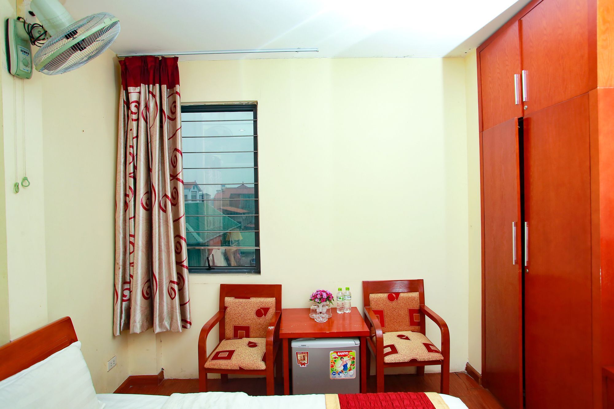 Reddoorz Near Hanoi Railway Station Zewnętrze zdjęcie
